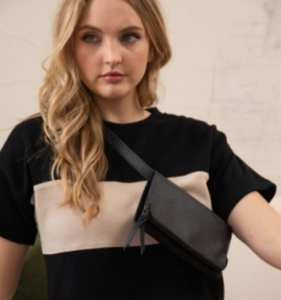 Monique Crossbody in Black