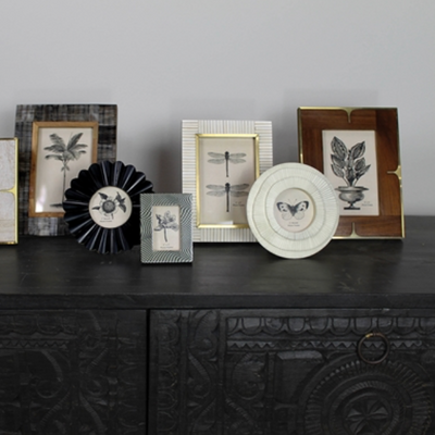 LAYERED ROUND FRAME, WHITE-3”
