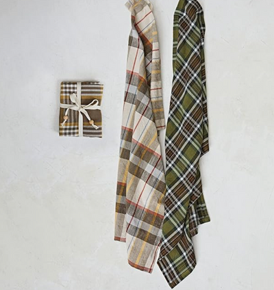 S/3 Cotton Printed Tea Towels w/ Wooden Beads