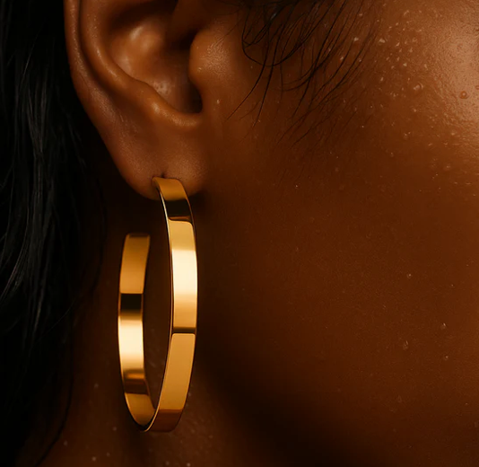 Ellie Vail - Perry Large Hoop Earring