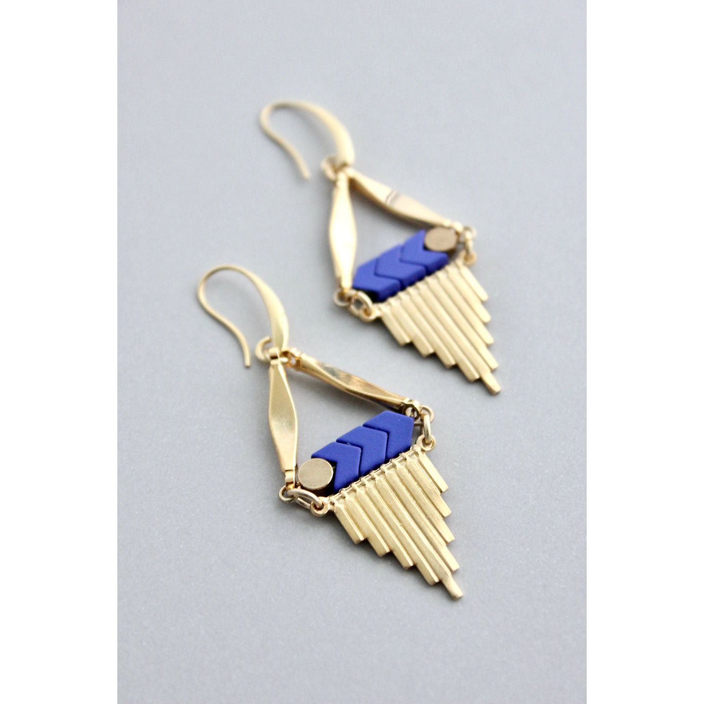 GNDE62 Blue and Brass Earrings